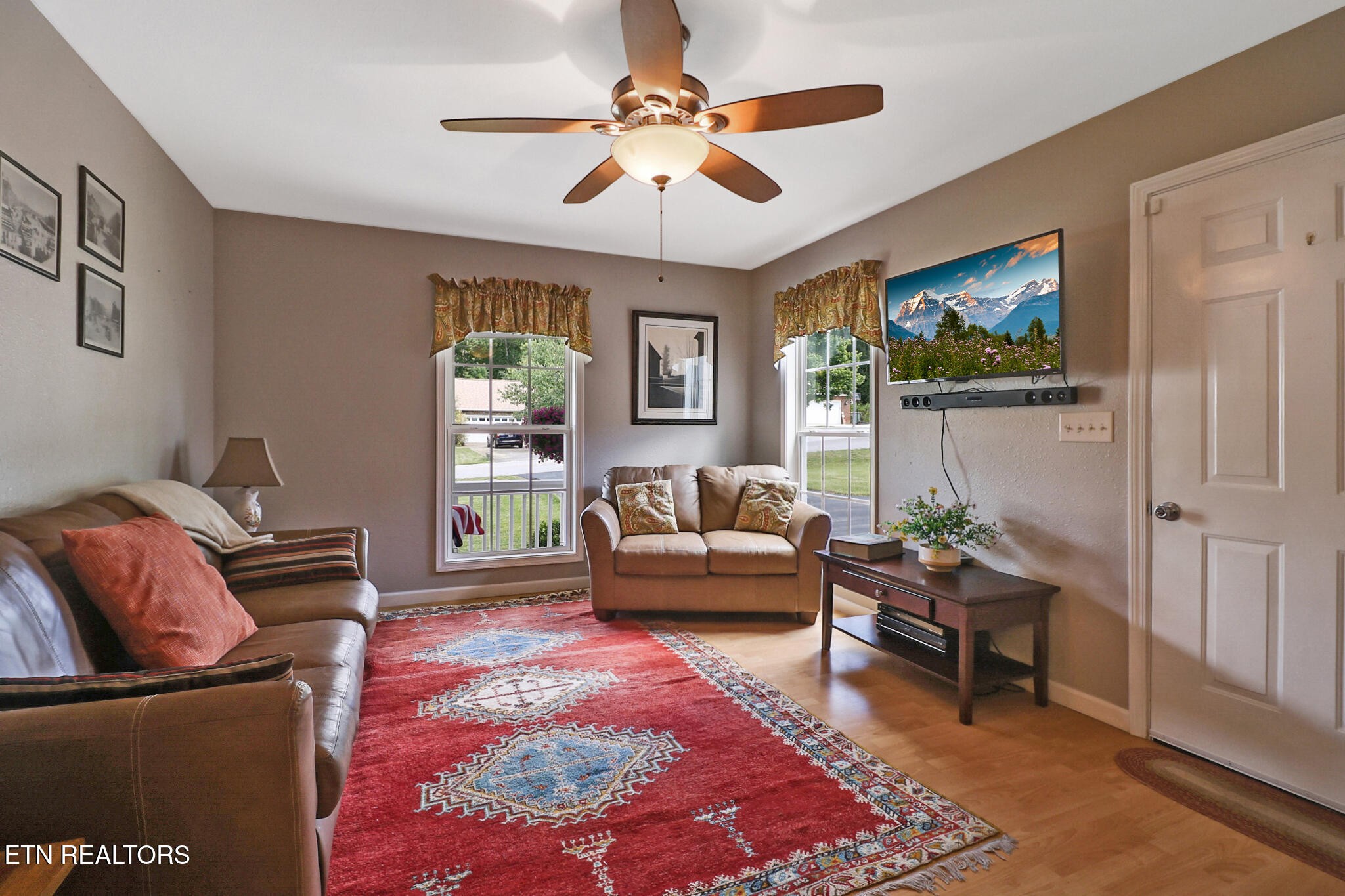 21 Knights Way Property Photo 26