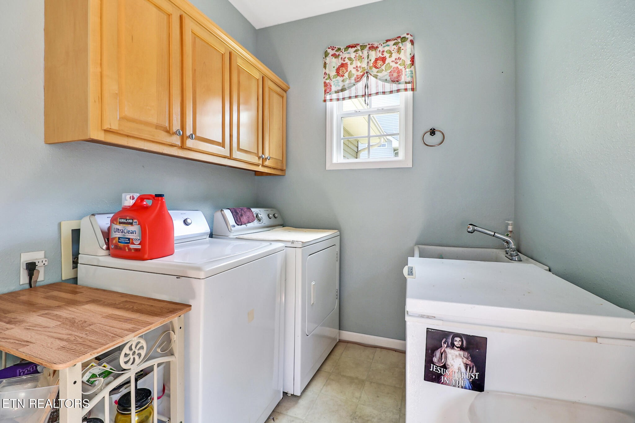 21 Knights Way Property Photo 28