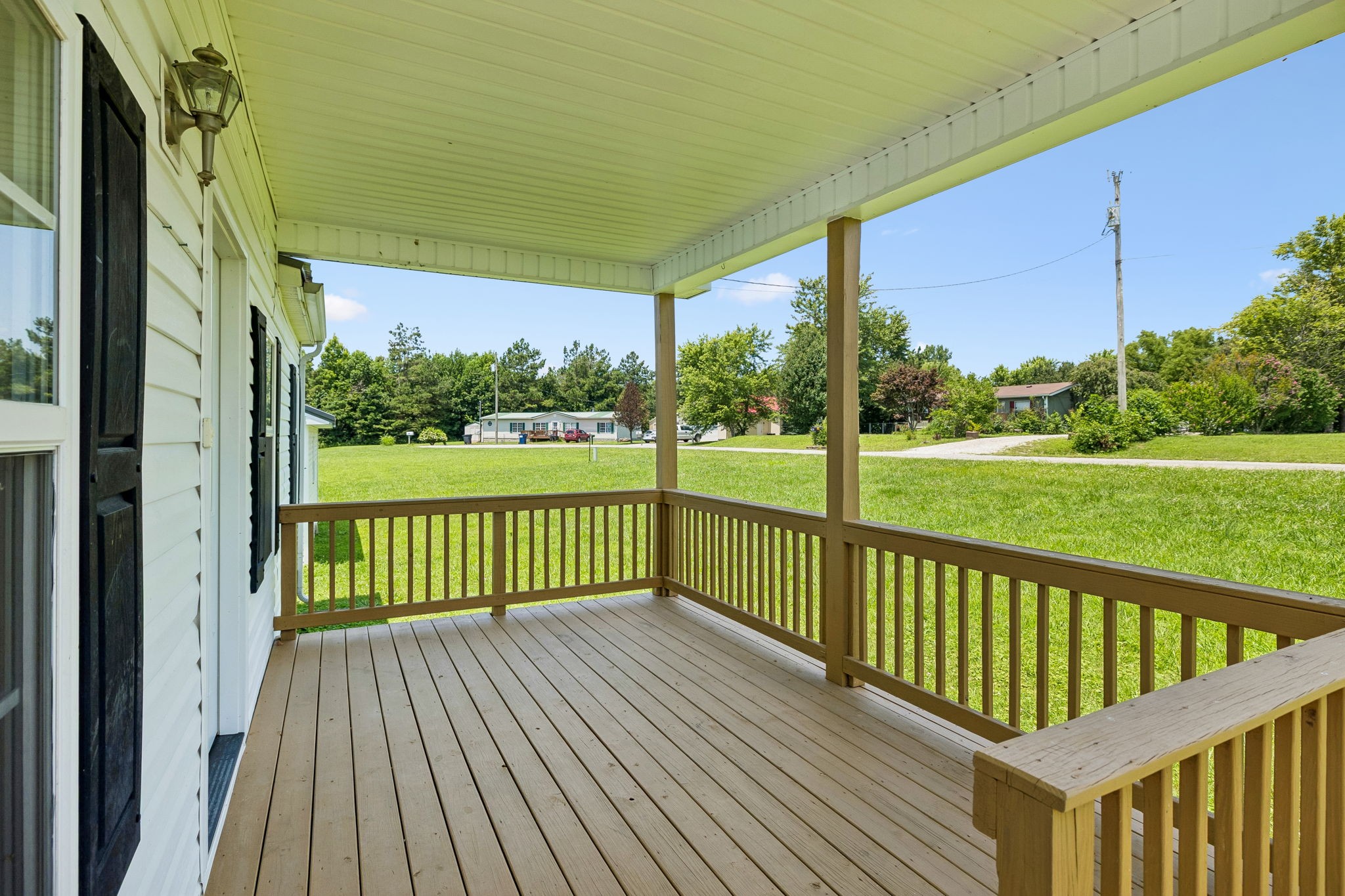 174 Mavis Dr Property Photo 6