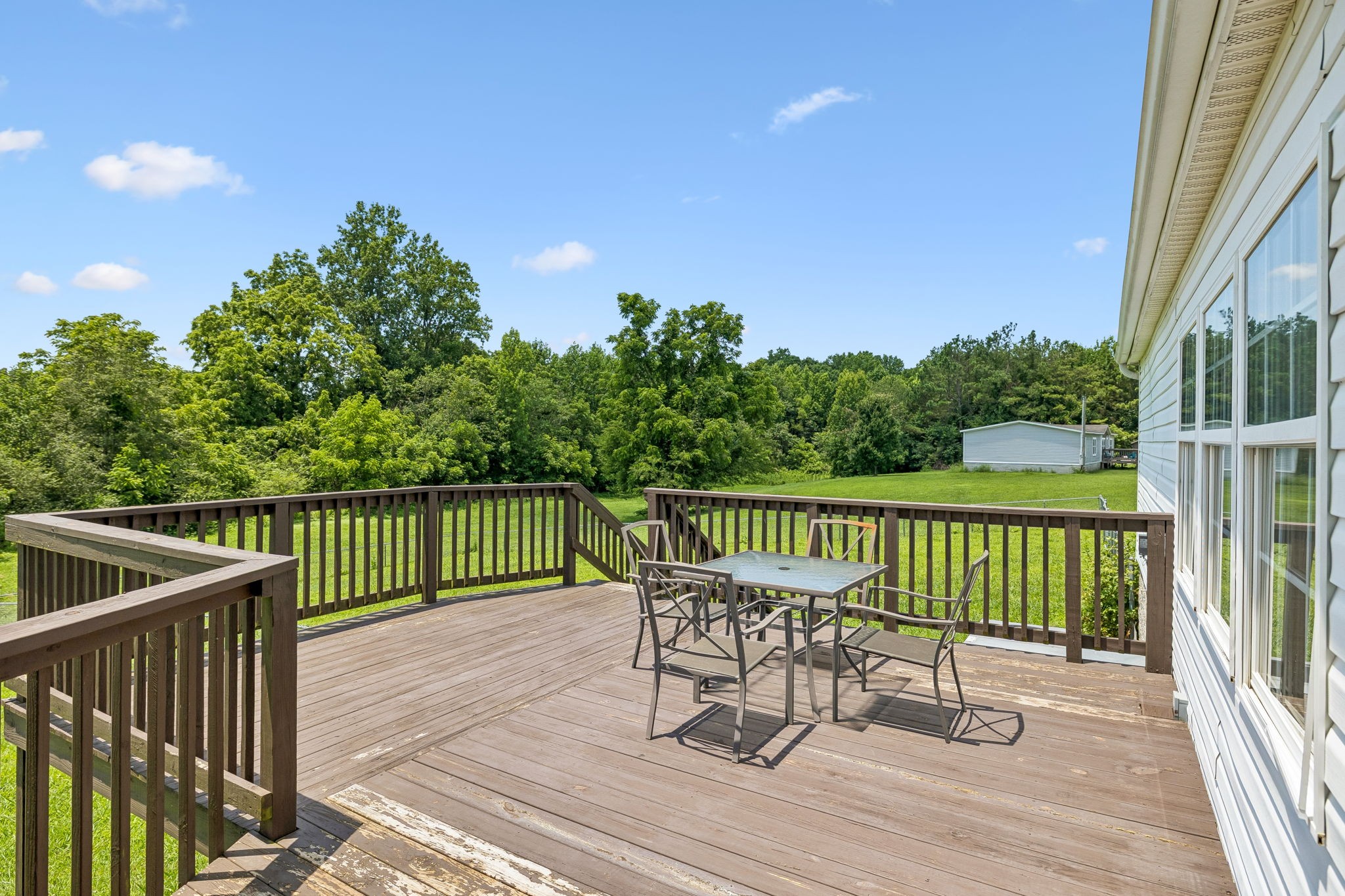 174 Mavis Dr Property Photo 41