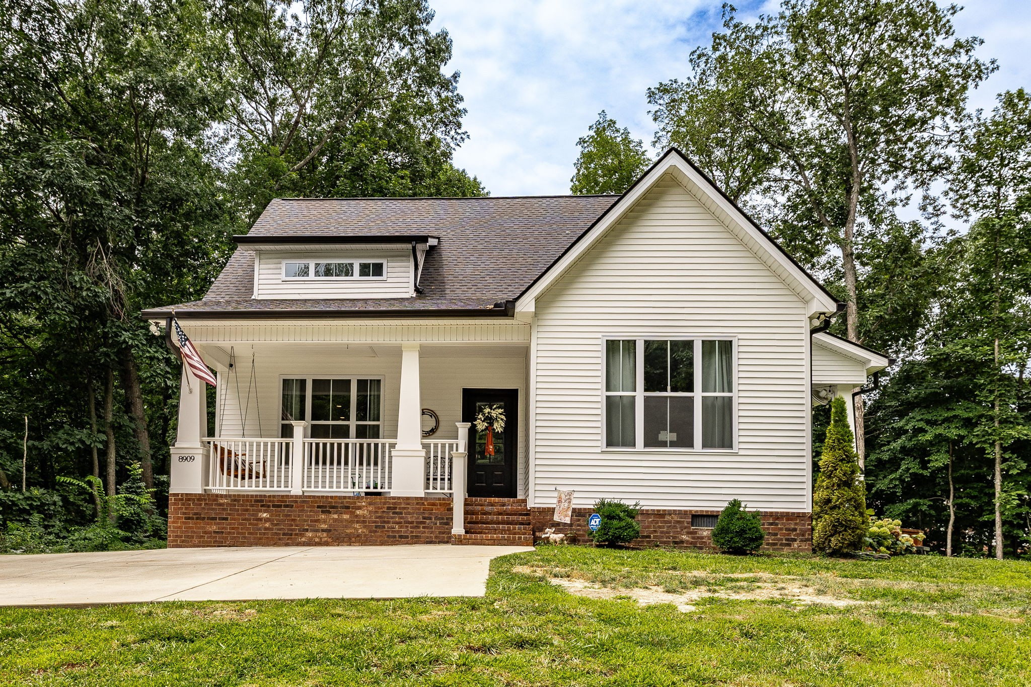 8909 Cedar Grove Rd Property Photo 1