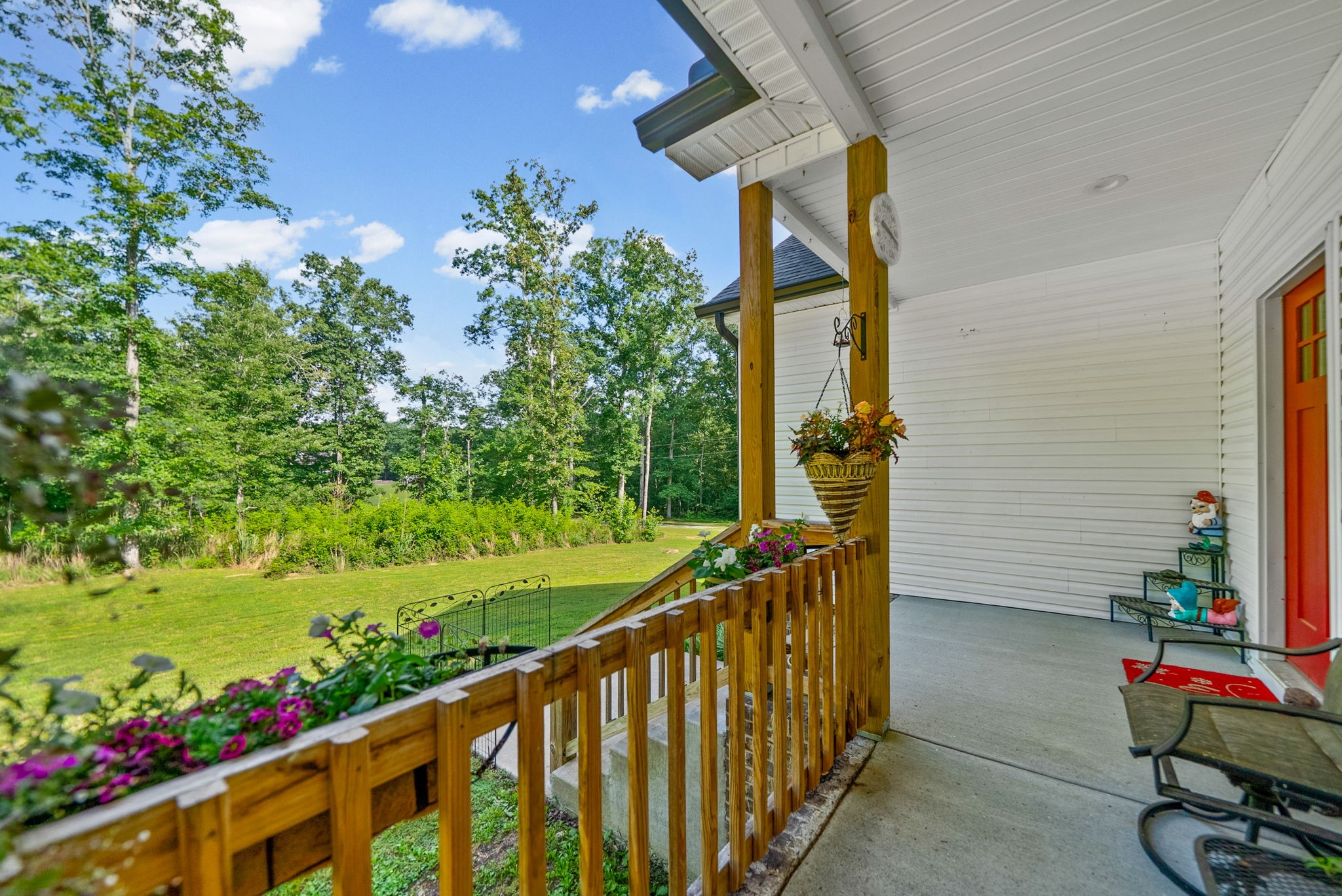 381 Tummins Rd Property Photo 4
