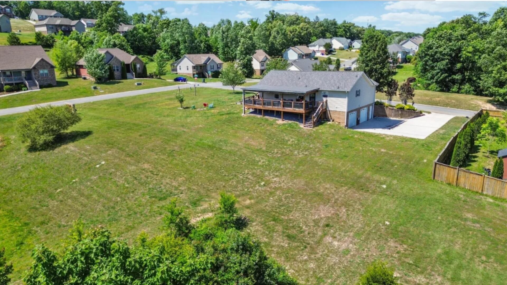 135 Timberdale Trail, Se Property Photo 5