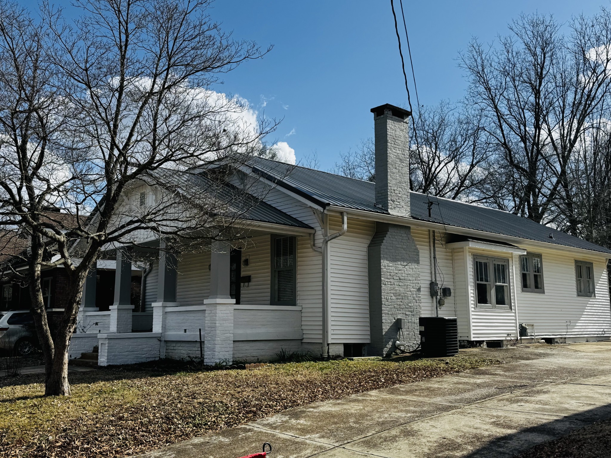 321 Walnut St Property Photo 1