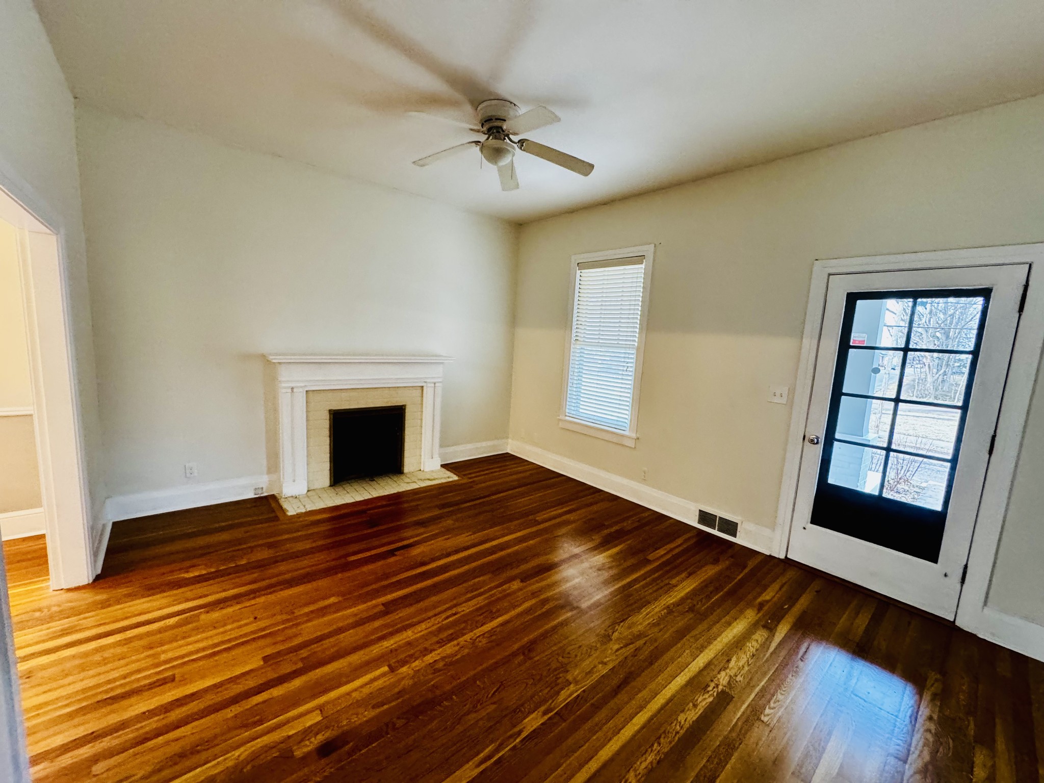 321 Walnut St Property Photo 12