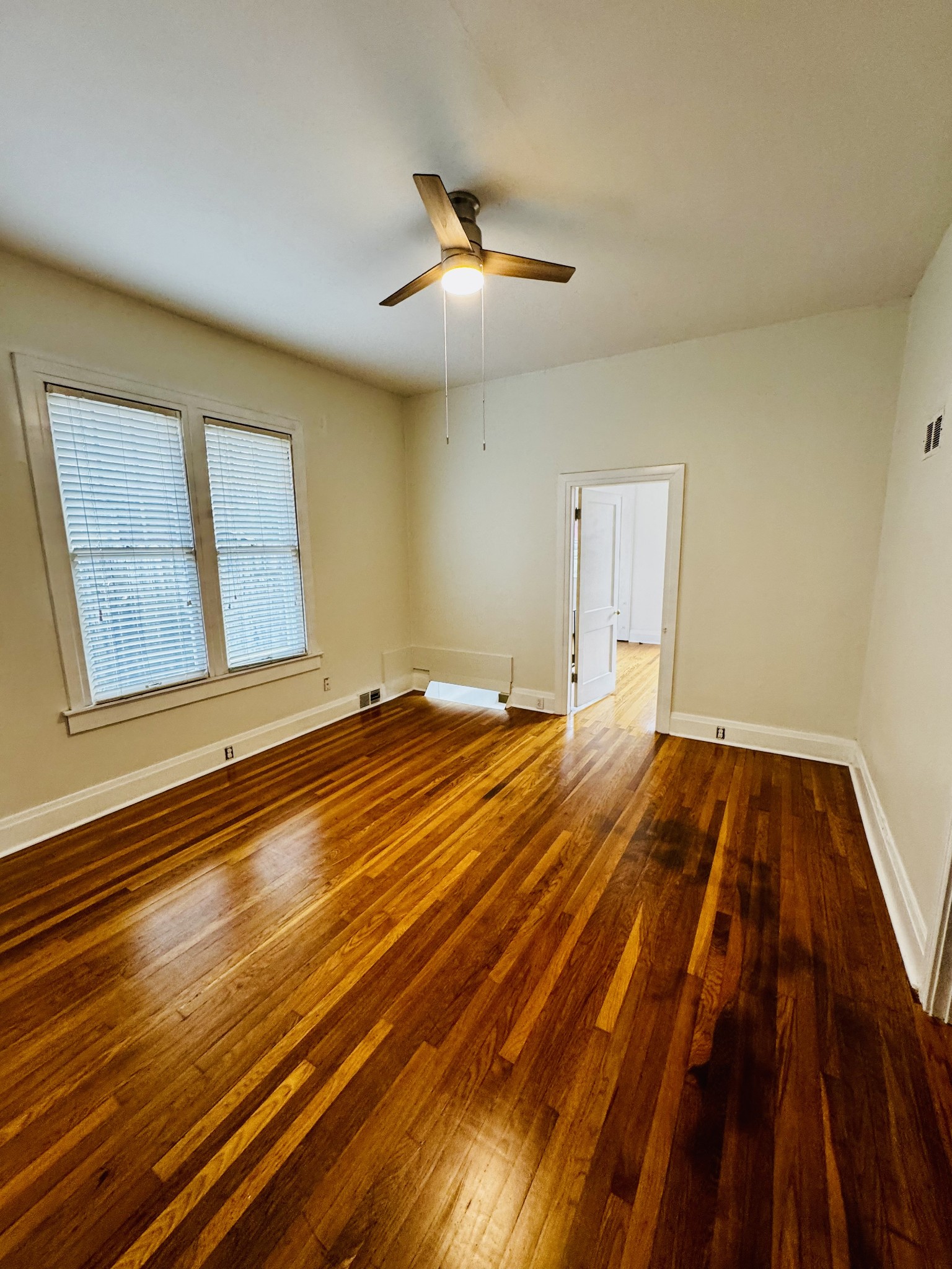 321 Walnut St Property Photo 18