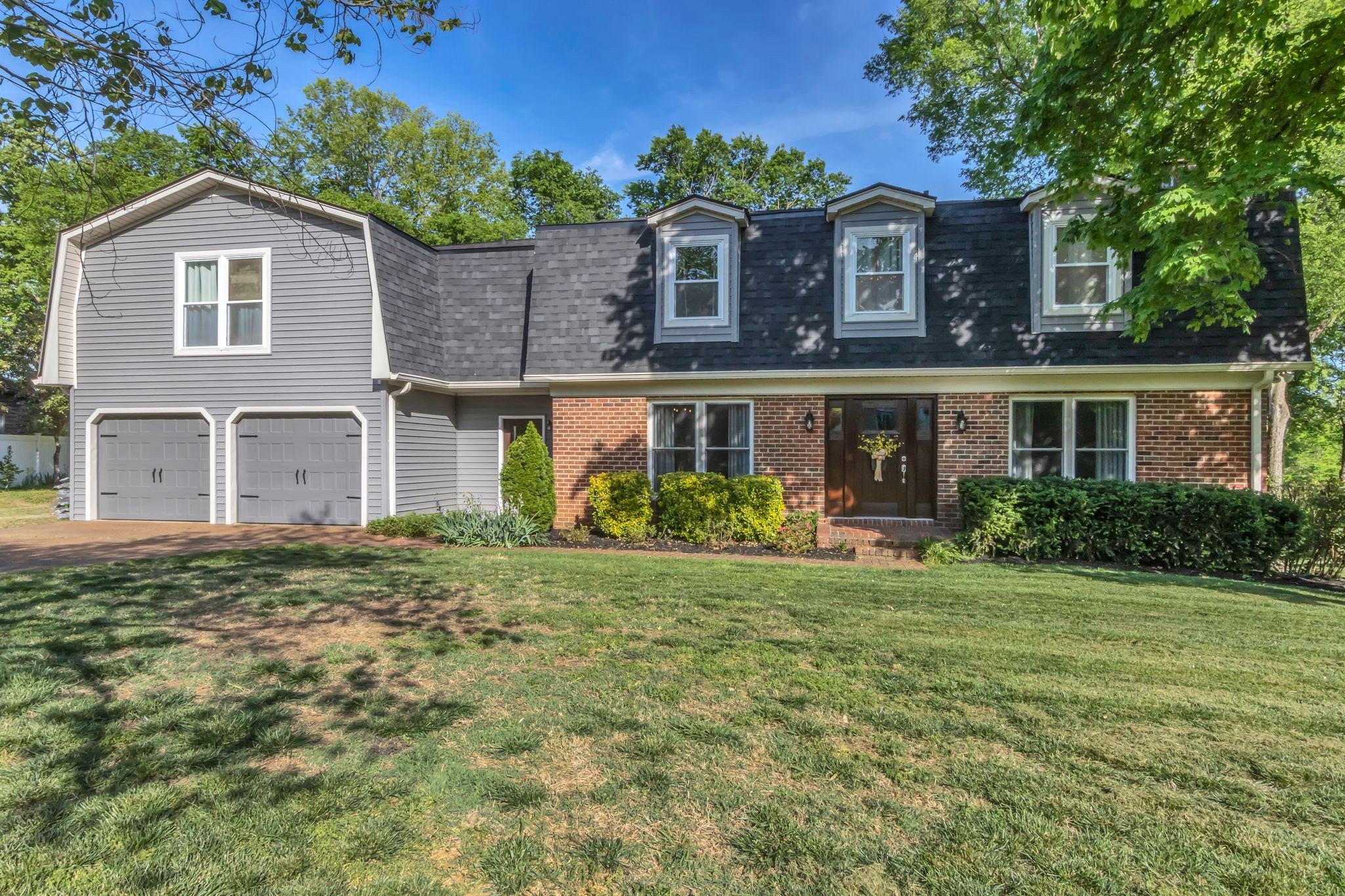 2248 Racquet Club Dr