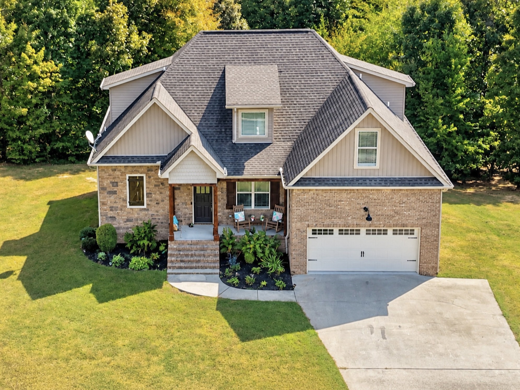 1667 Weston Hills Drive, Nw Property Photo 1