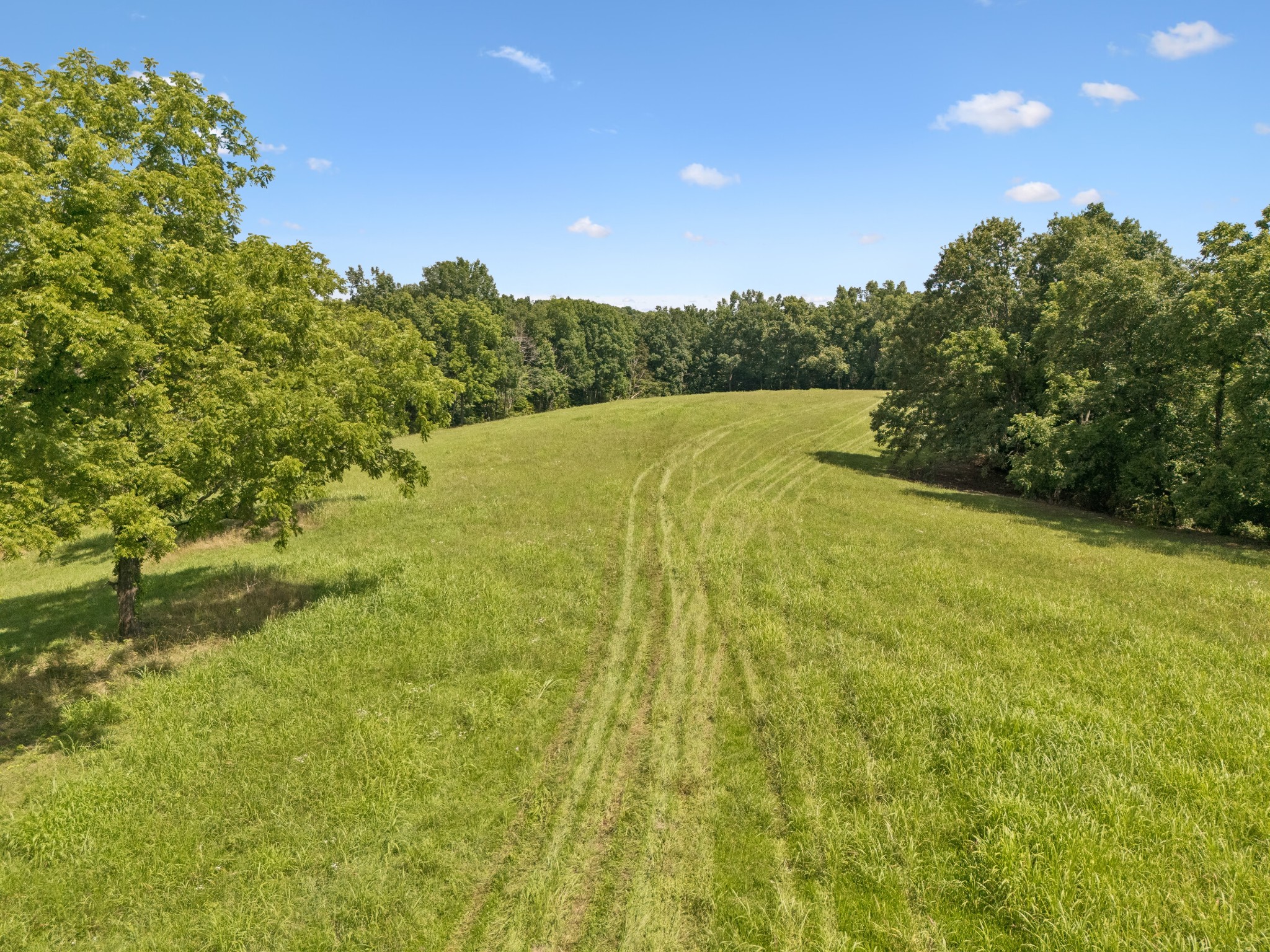 7700 Daugherty Capley Rd Property Photo 1