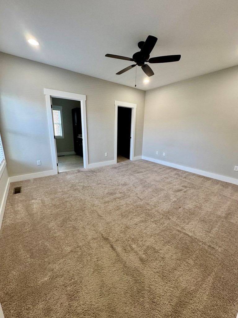 1135 Cross Pointe Dr Property Photo 13