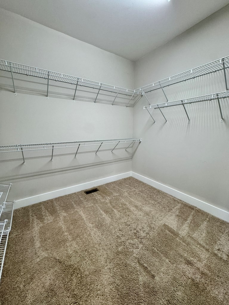 1135 Cross Pointe Dr Property Photo 18