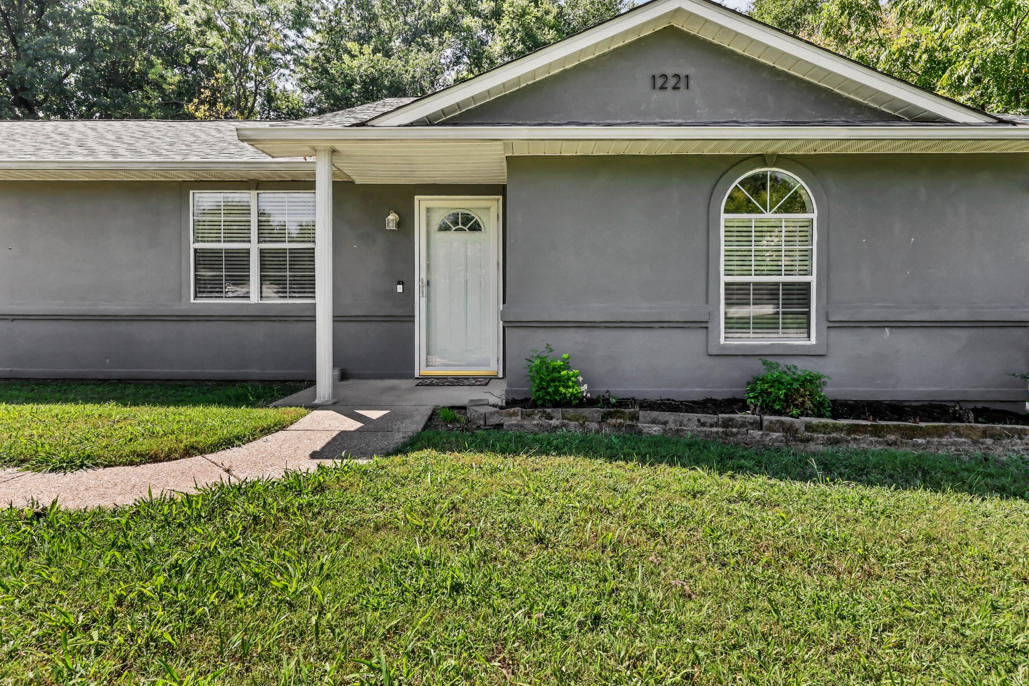 1221 Patton Pl Property Photo 7