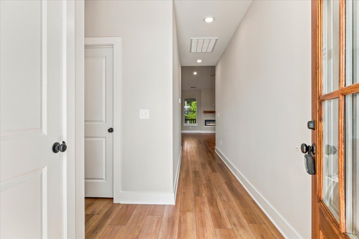 5317 Mia Court, Nw Property Photo 6