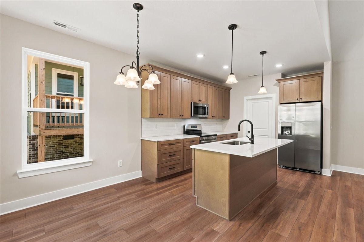 5317 Mia Court, Nw Property Photo 13