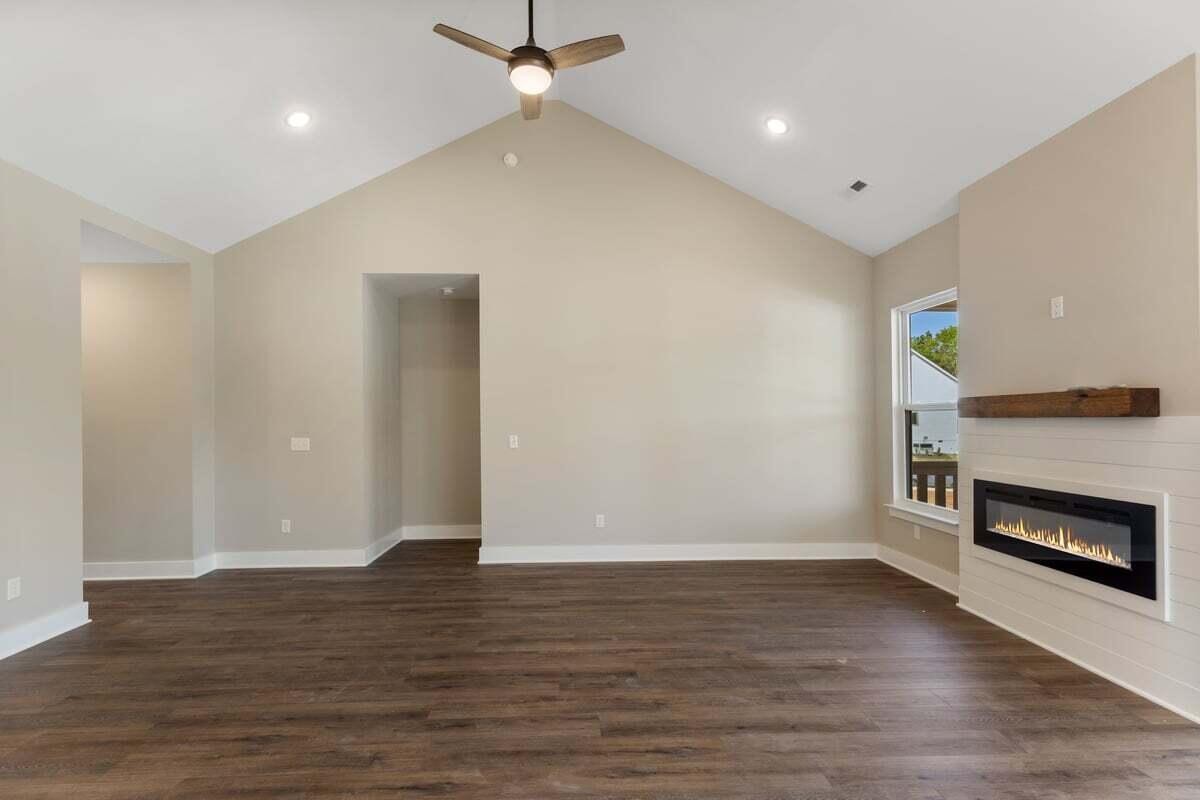 5214 Norah Place, Nw Property Photo 14
