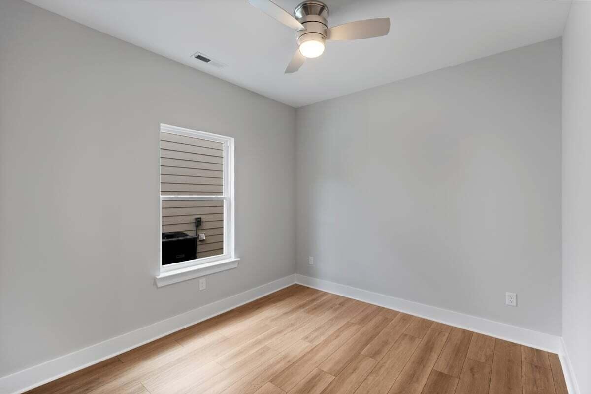 5214 Norah Place, Nw Property Photo 26