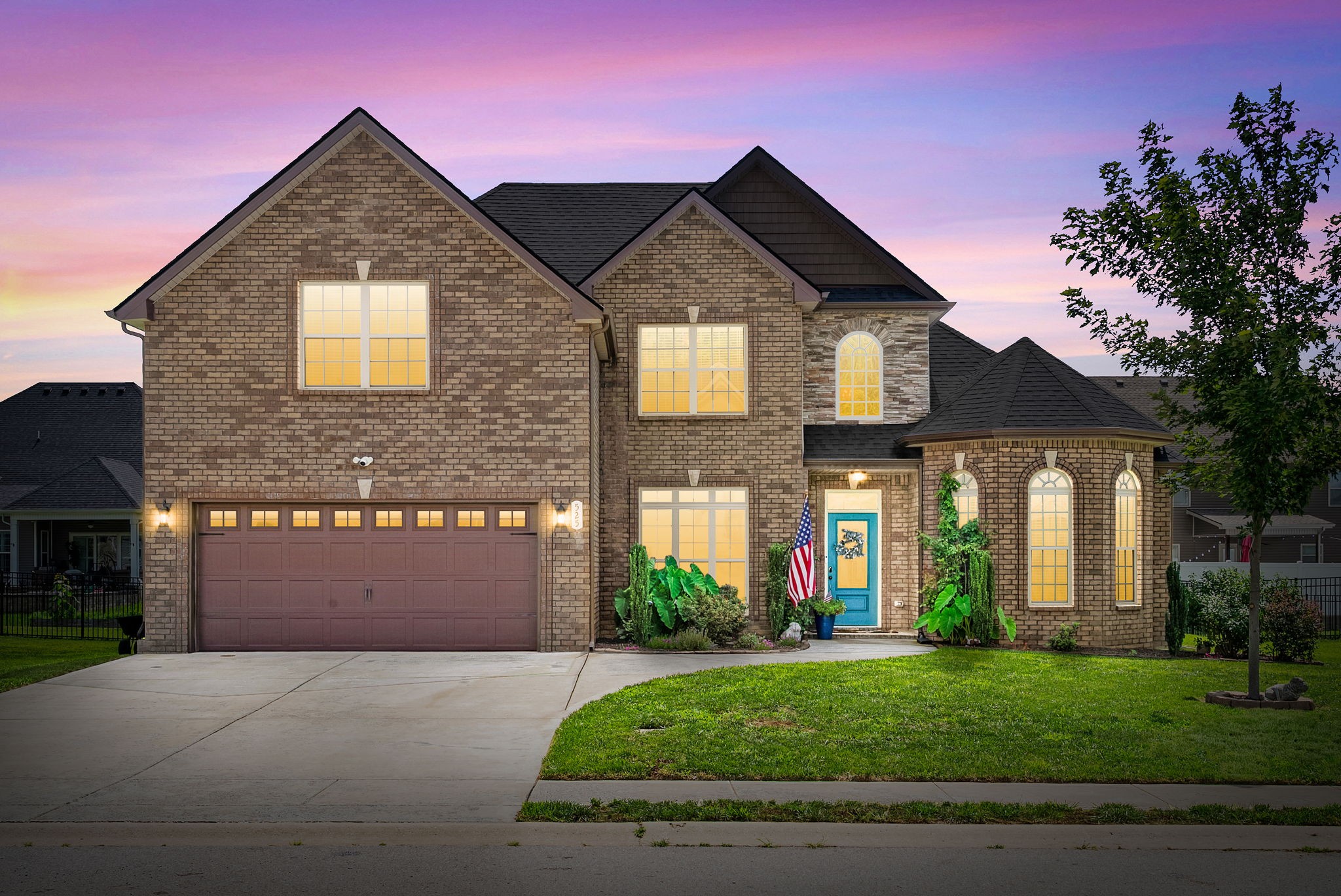 525 Bowden Dr