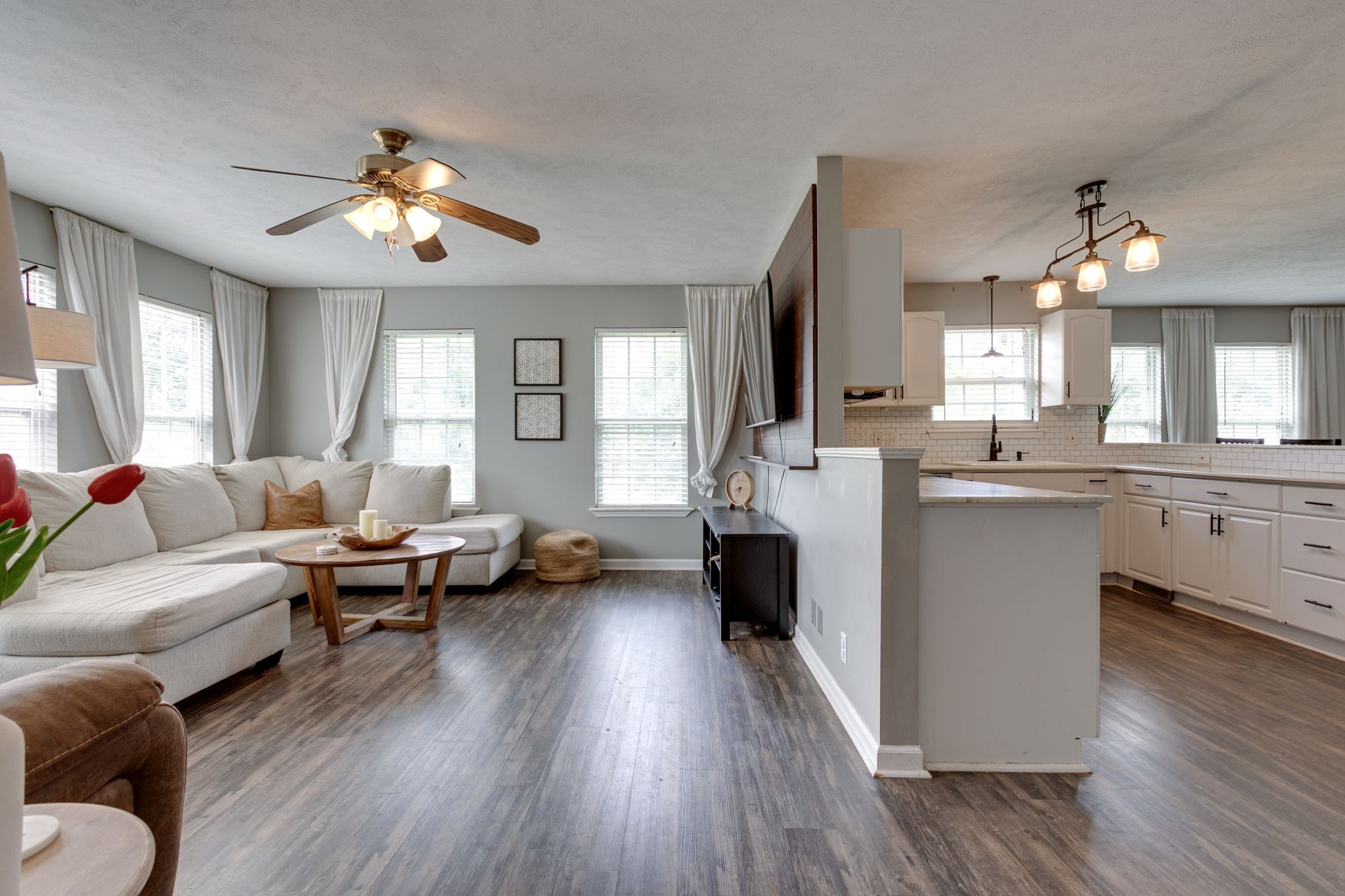 6003 Hill Cir Property Photo 4