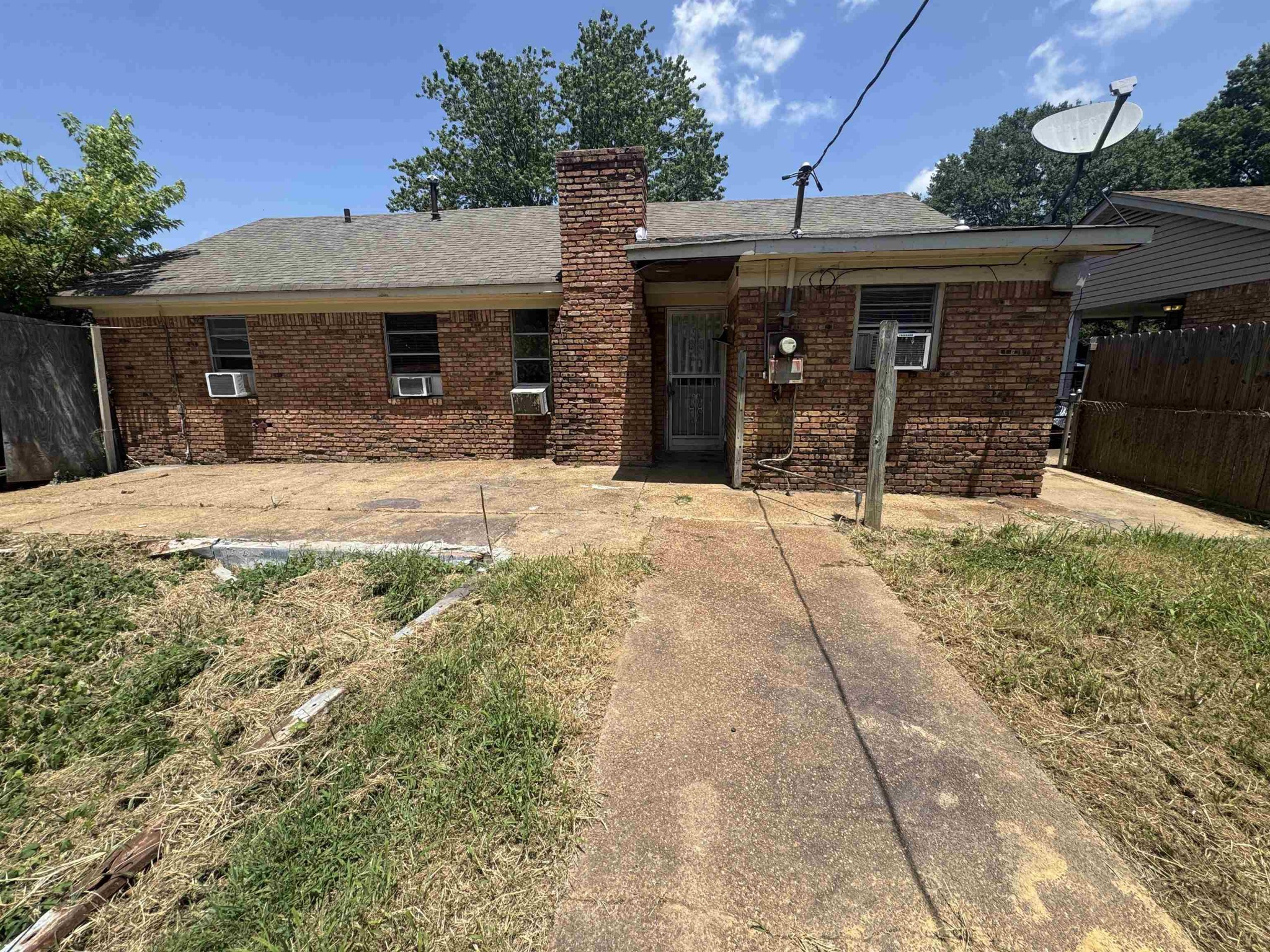 1841 Brookhaven Dr Property Photo 7