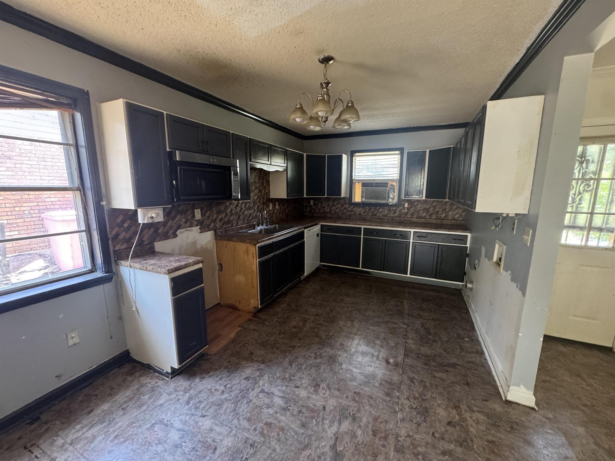 1841 Brookhaven Dr Property Photo 11