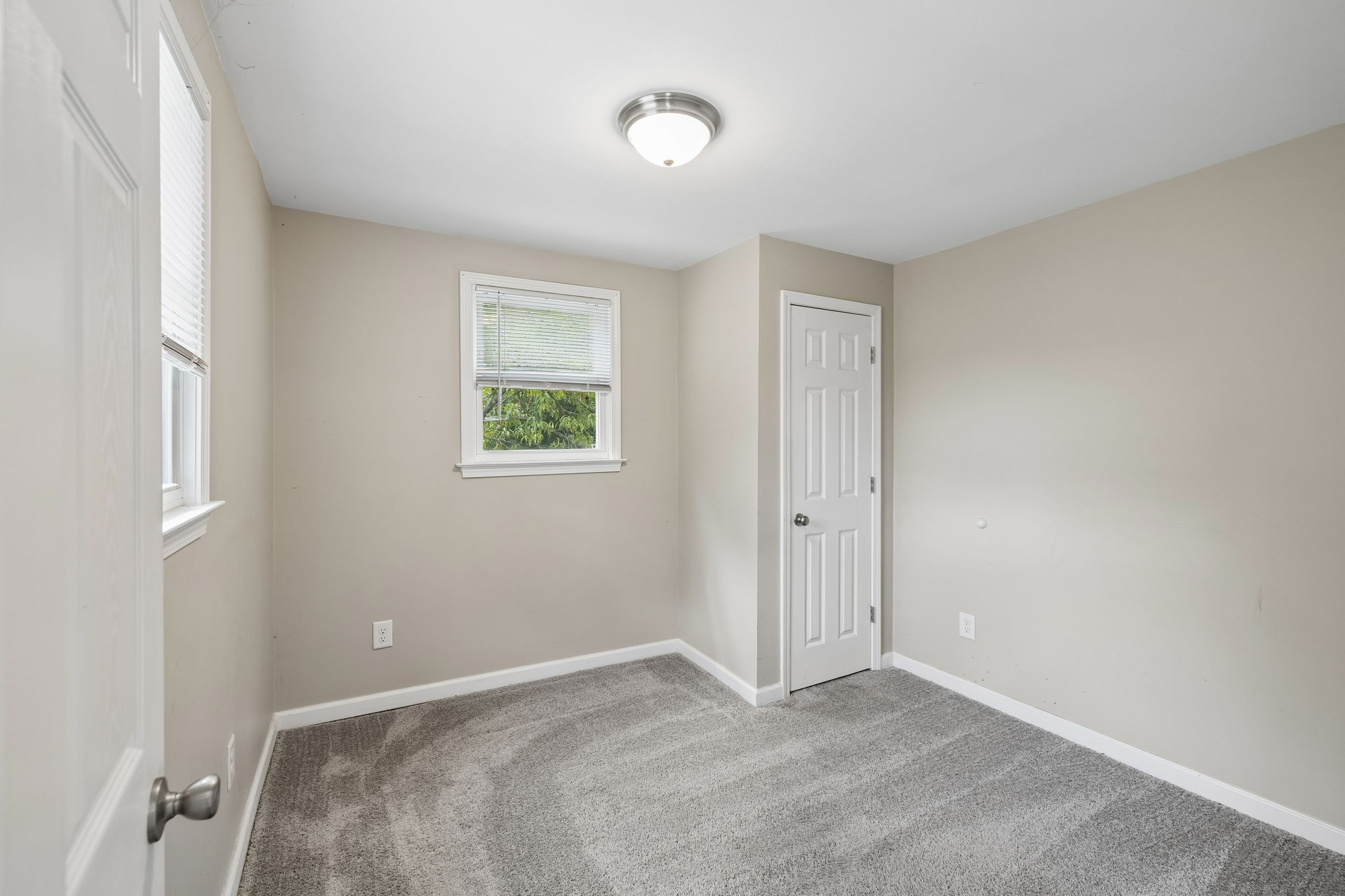 512 Roosevelt Ave Property Photo 25