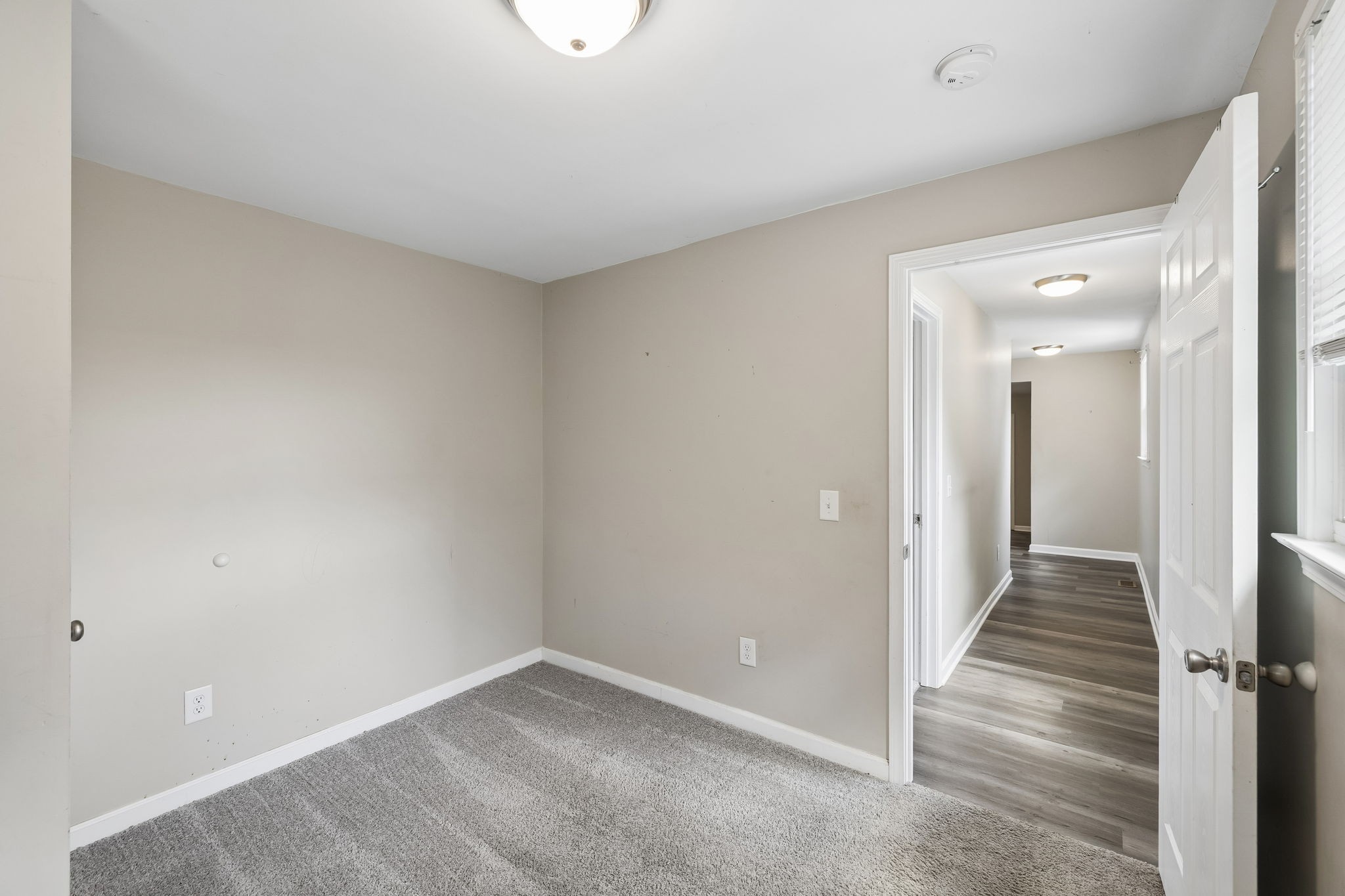 512 Roosevelt Ave Property Photo 26
