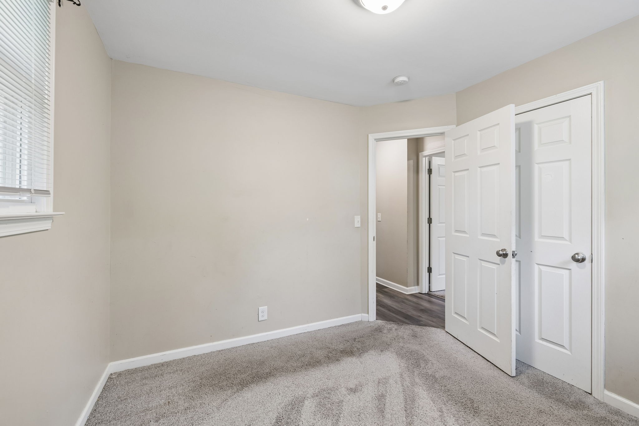 512 Roosevelt Ave Property Photo 44