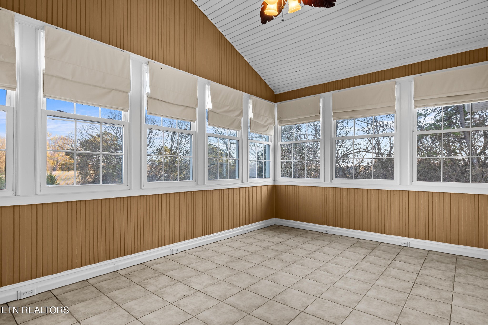 210 Indian Shadows Drive Property Photo 22