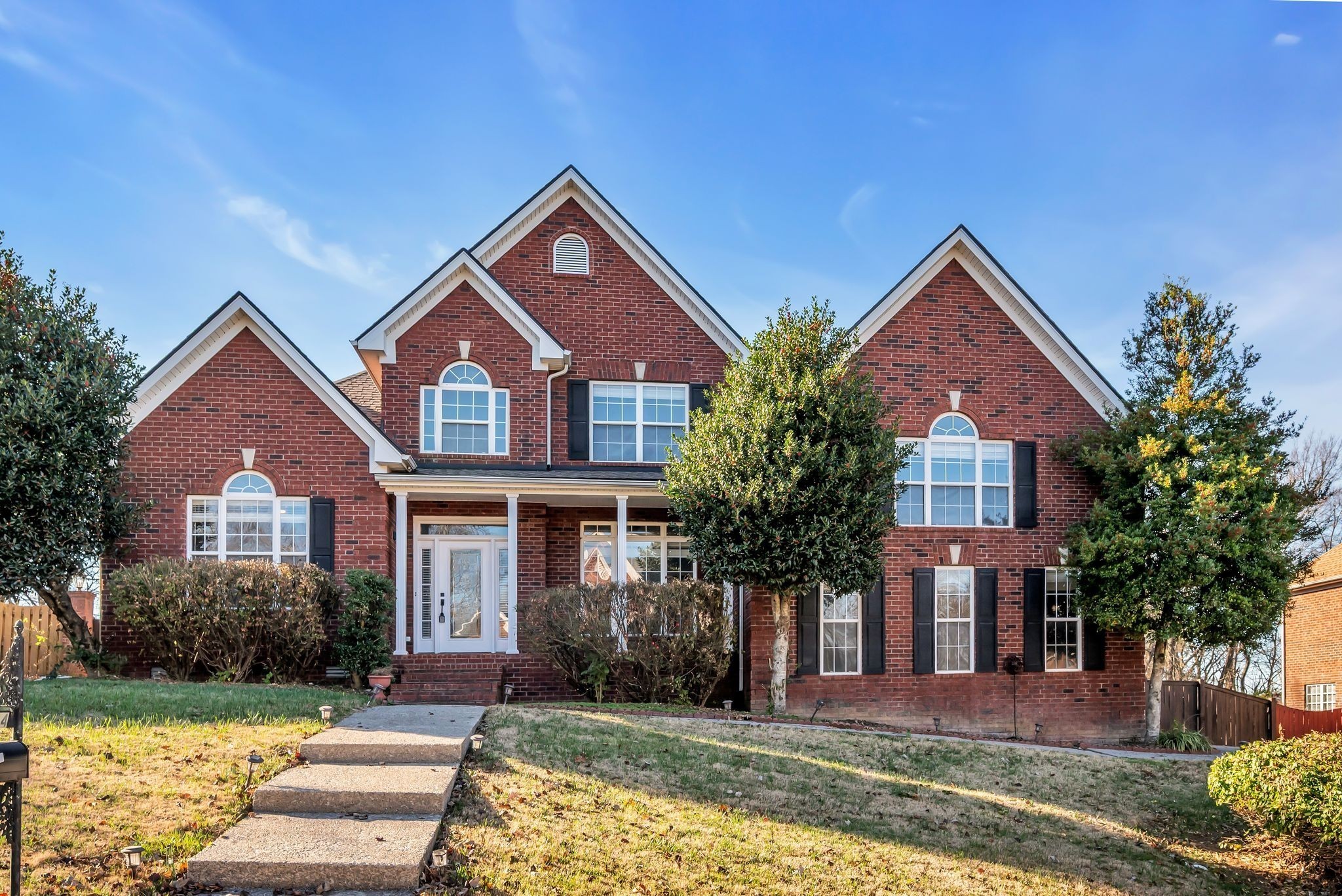 5504 Brookshire Dr Property Photo 1