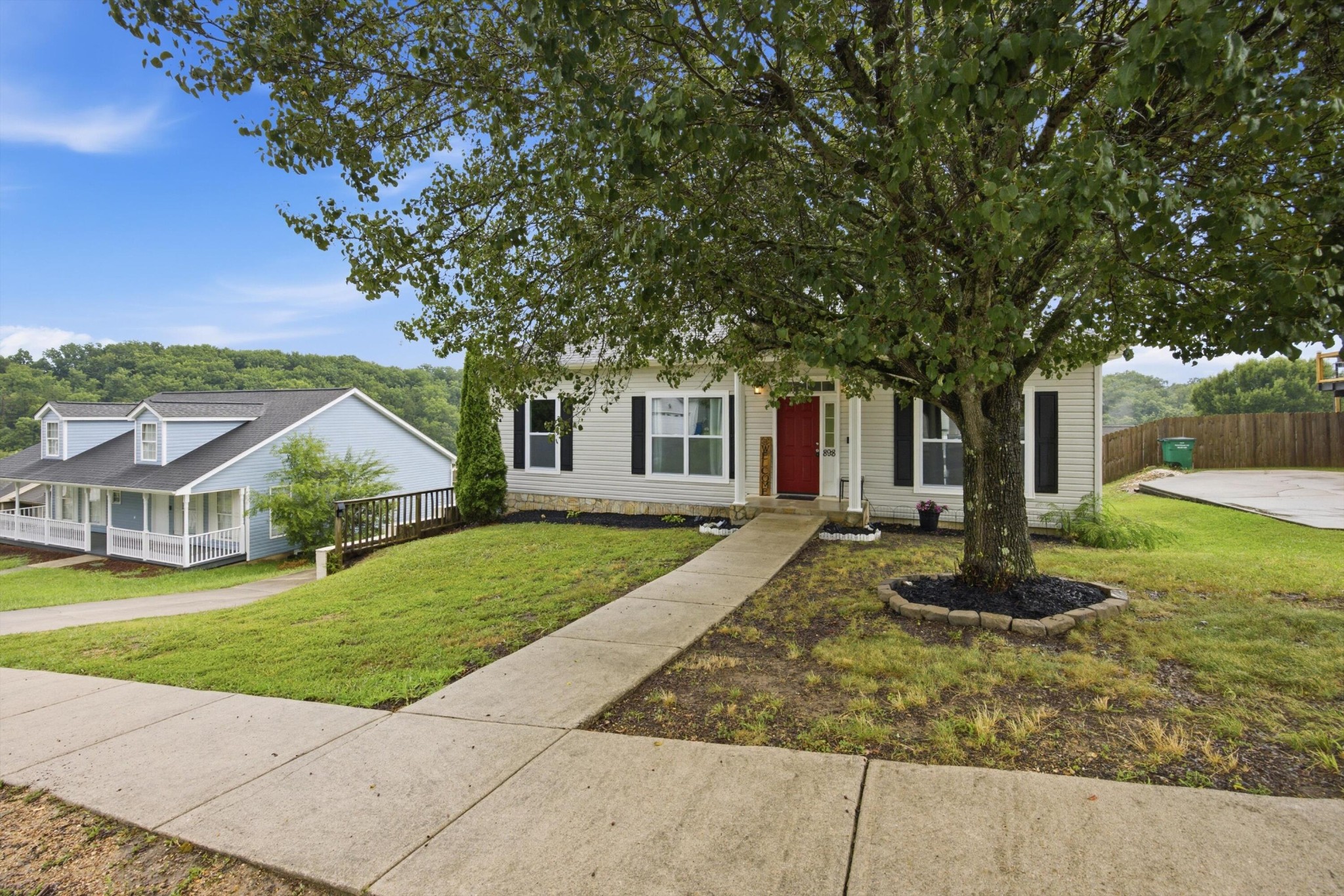 898 Fuller Glen Circle