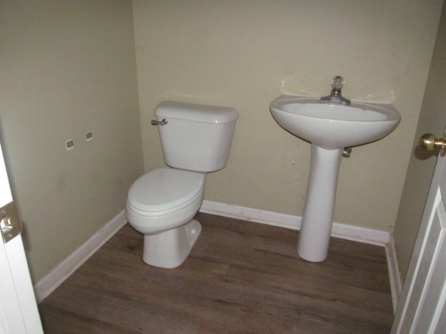 321 Spicewood Ln Property Photo 5