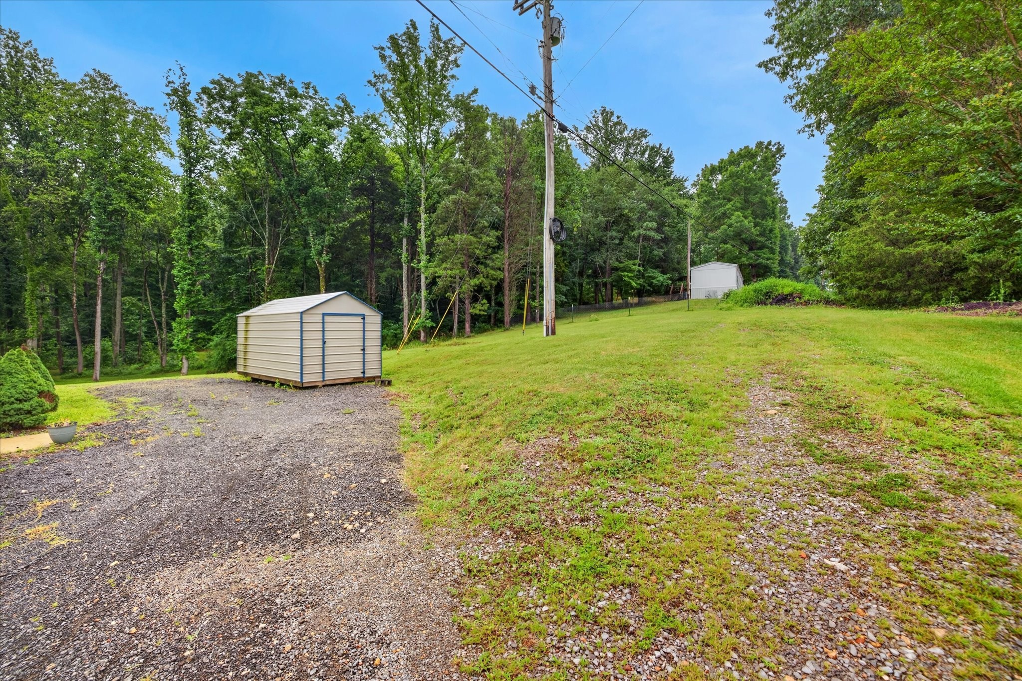 446 The Trace Property Photo 24