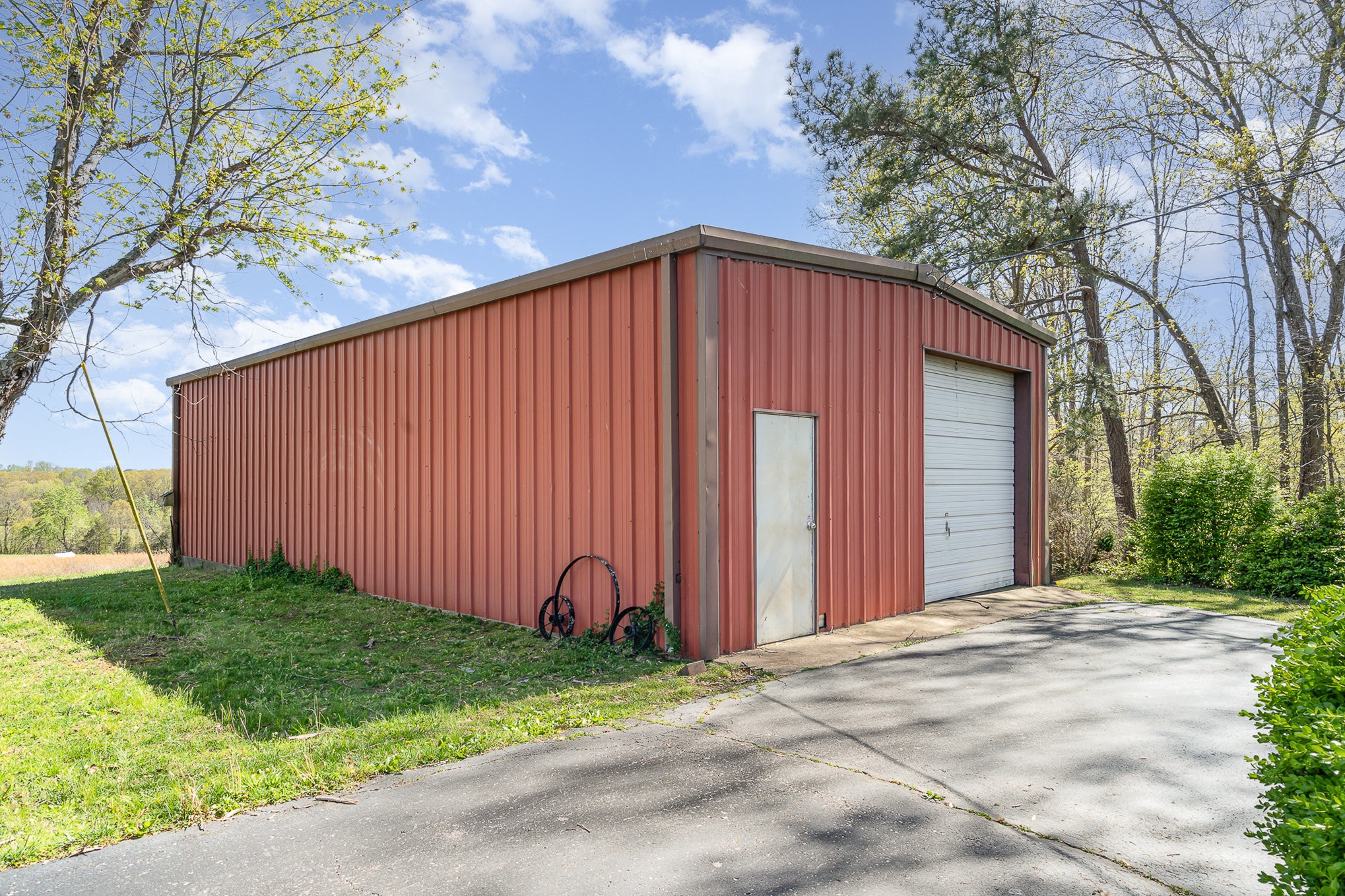 1075 Batson Mill Rd Property Photo 9
