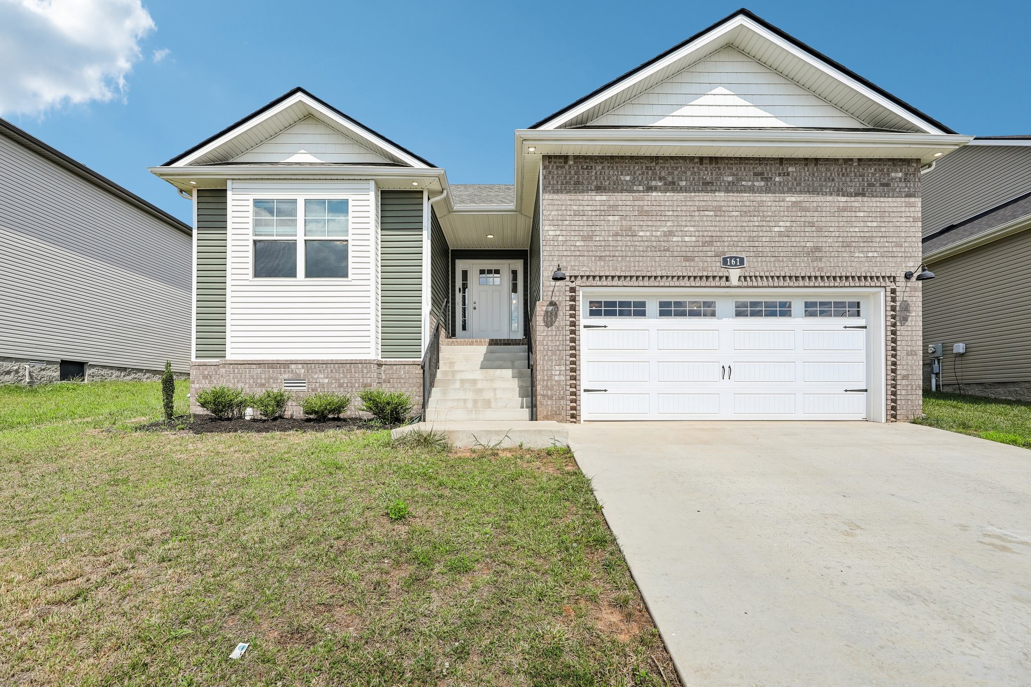 161 Ardell Dr Property Photo 1