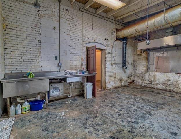 110 W Gallatin St, W Property Photo 15