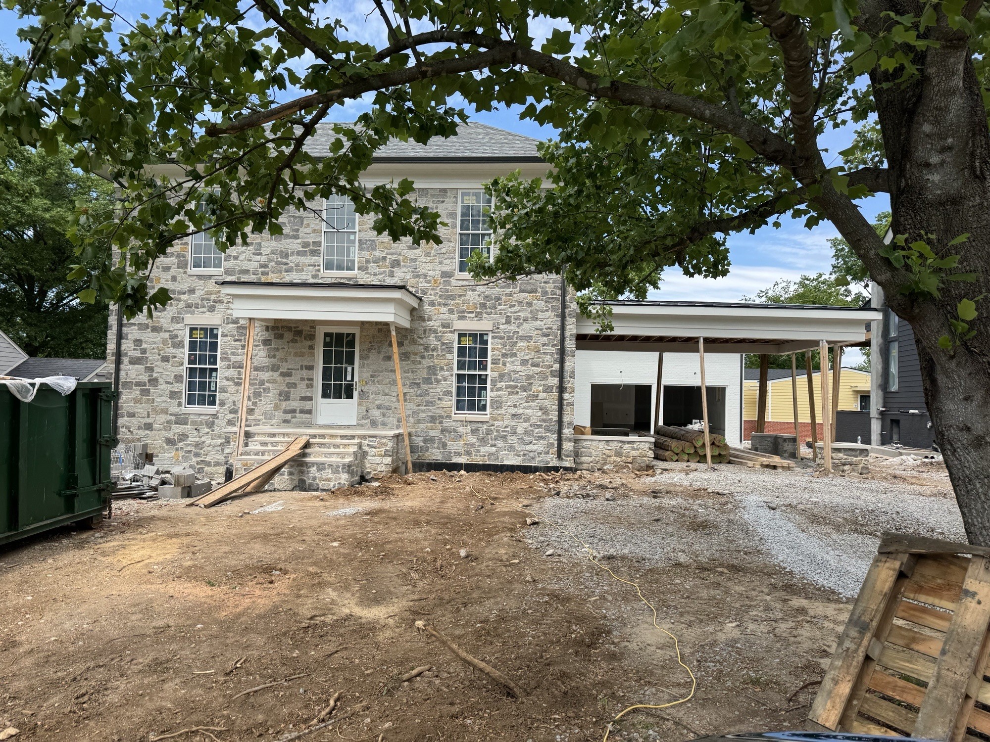 1704 Temple Ave Property Photo 1