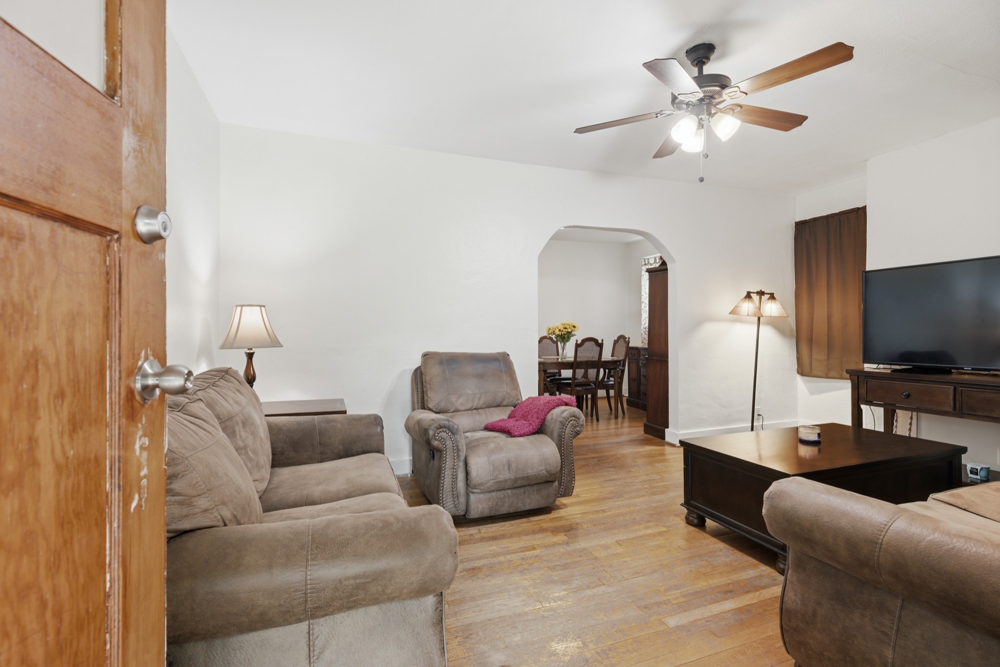 2305 Cisco St Property Photo 4