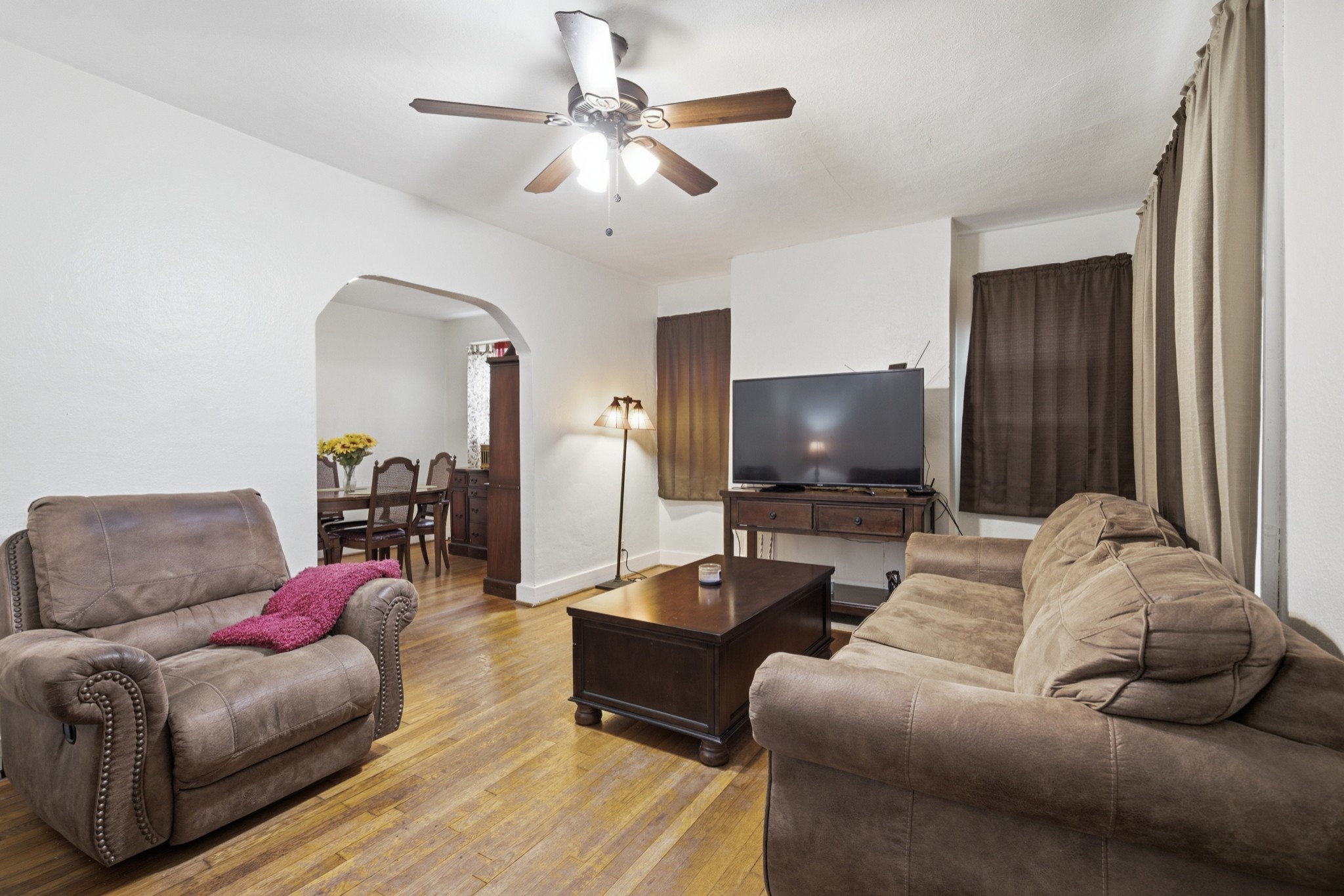 2305 Cisco St Property Photo 6