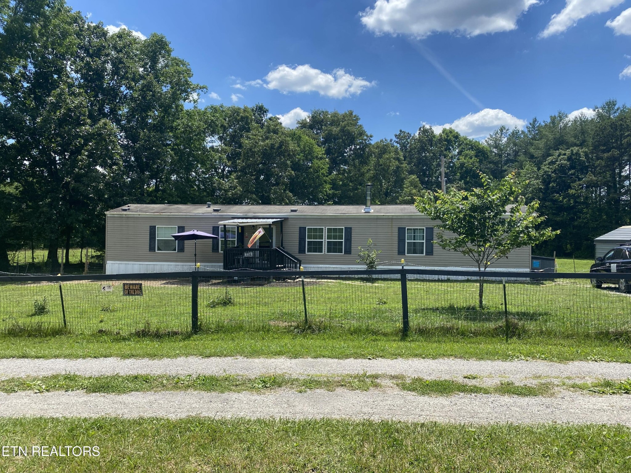 174 Claude Howard Rd Property Photo 1