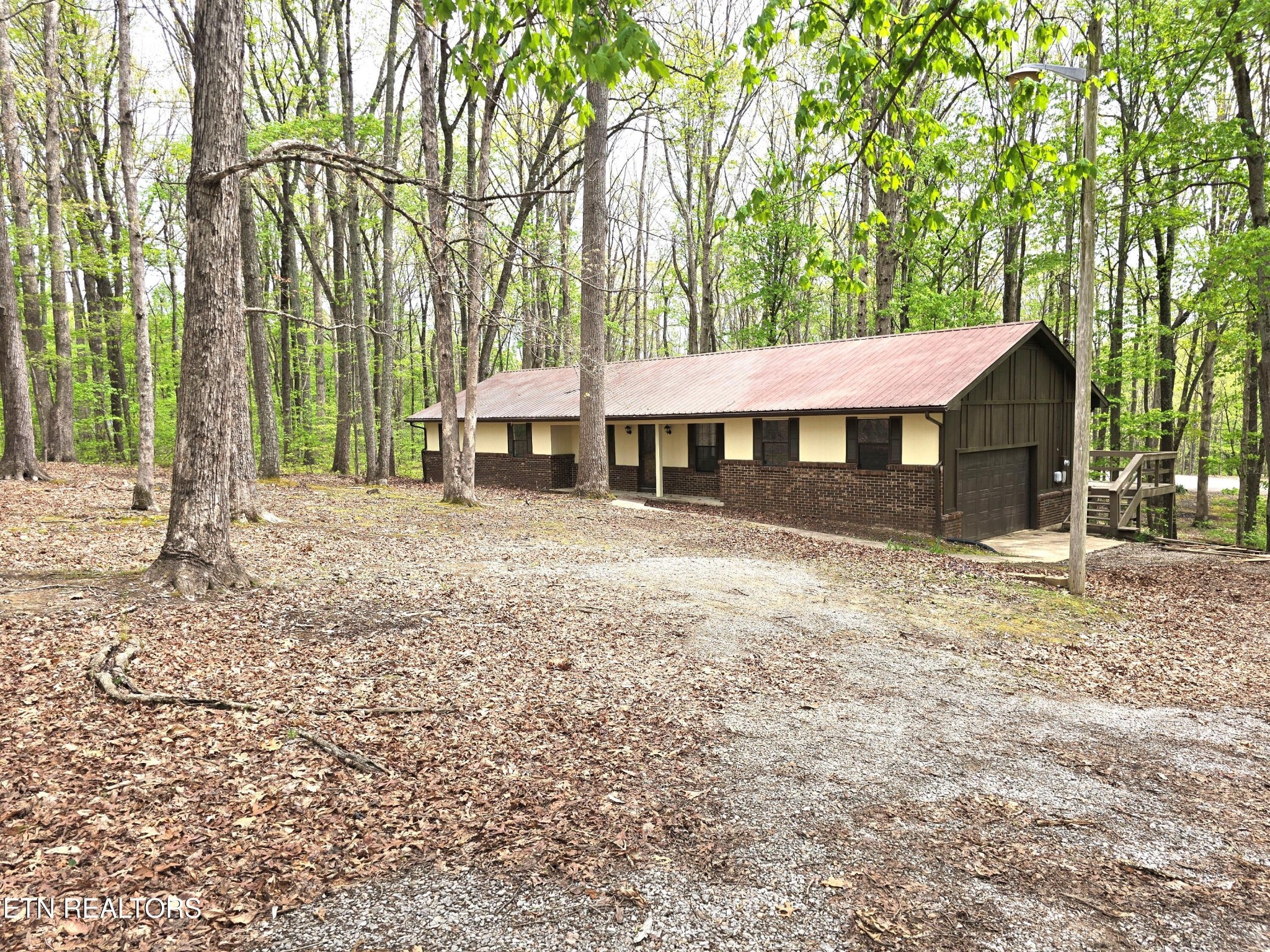 549 Yellow Cliff Estates Rd Property Photo 1
