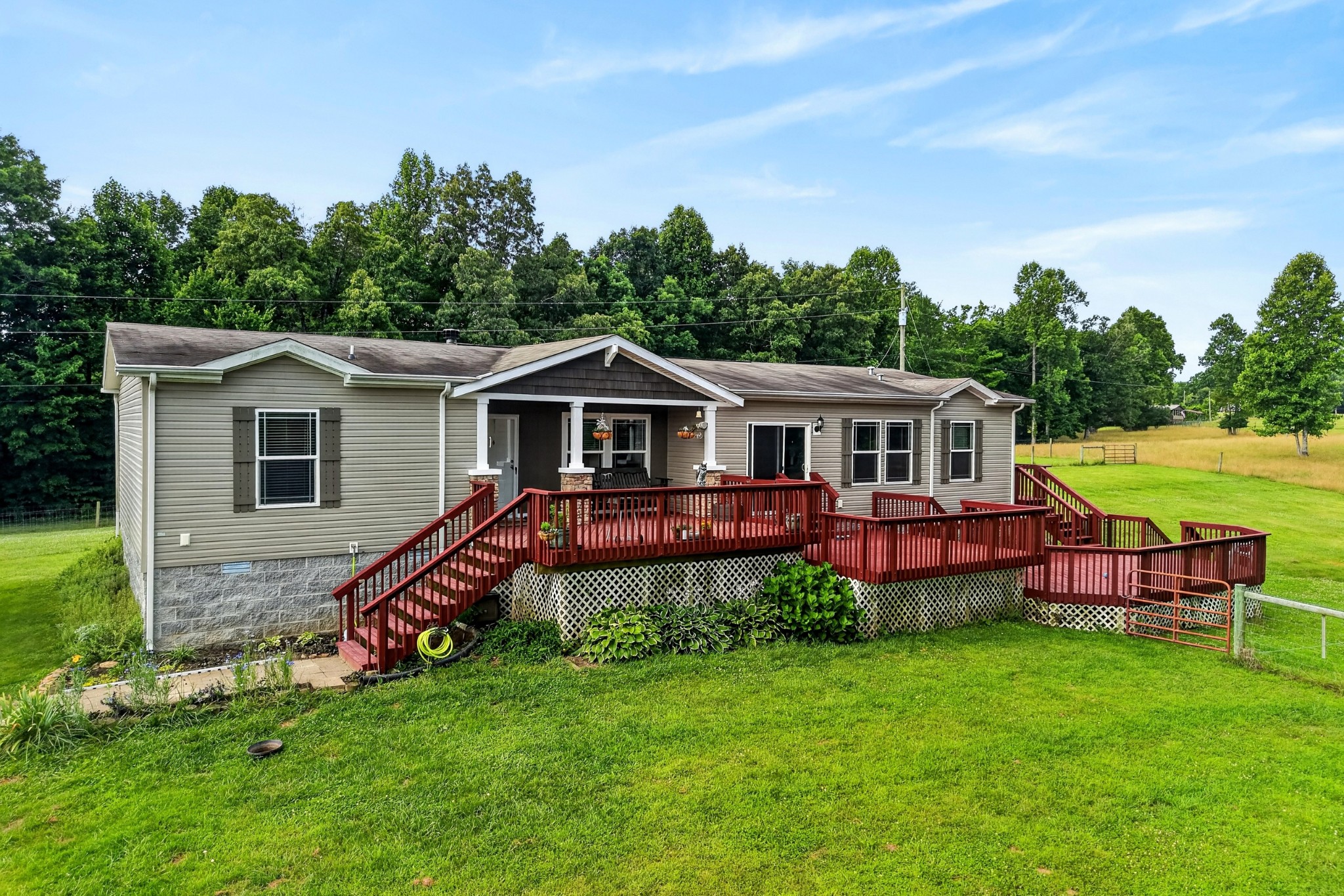 295 Narrow Way Property Photo 1