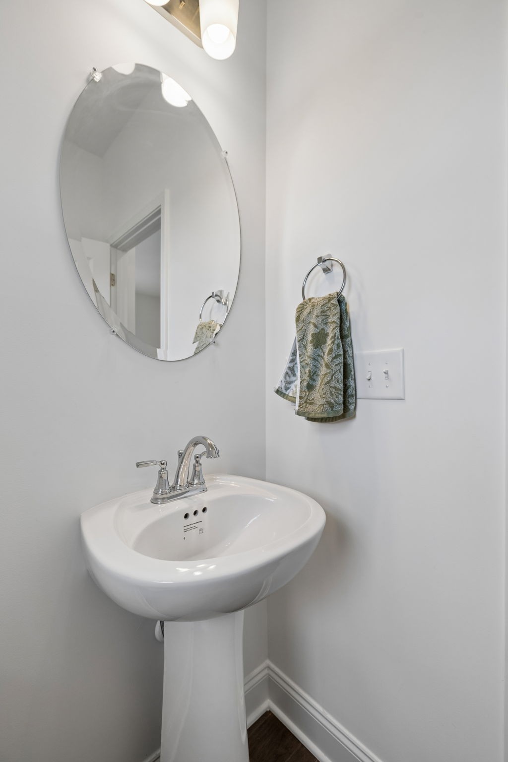 3613 Elene Way Property Photo 11