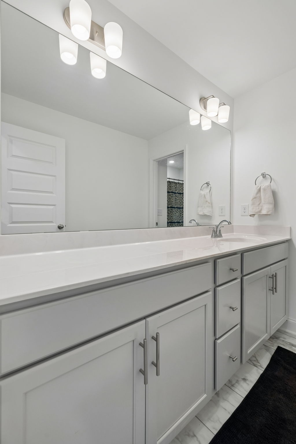 3613 Elene Way Property Photo 36