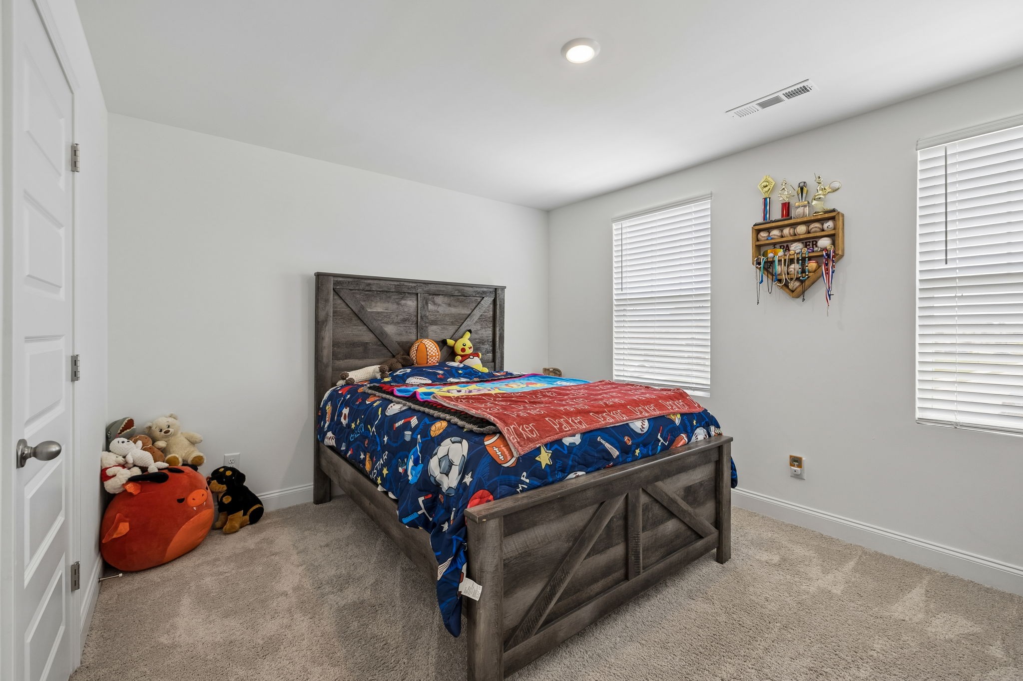 3613 Elene Way Property Photo 40