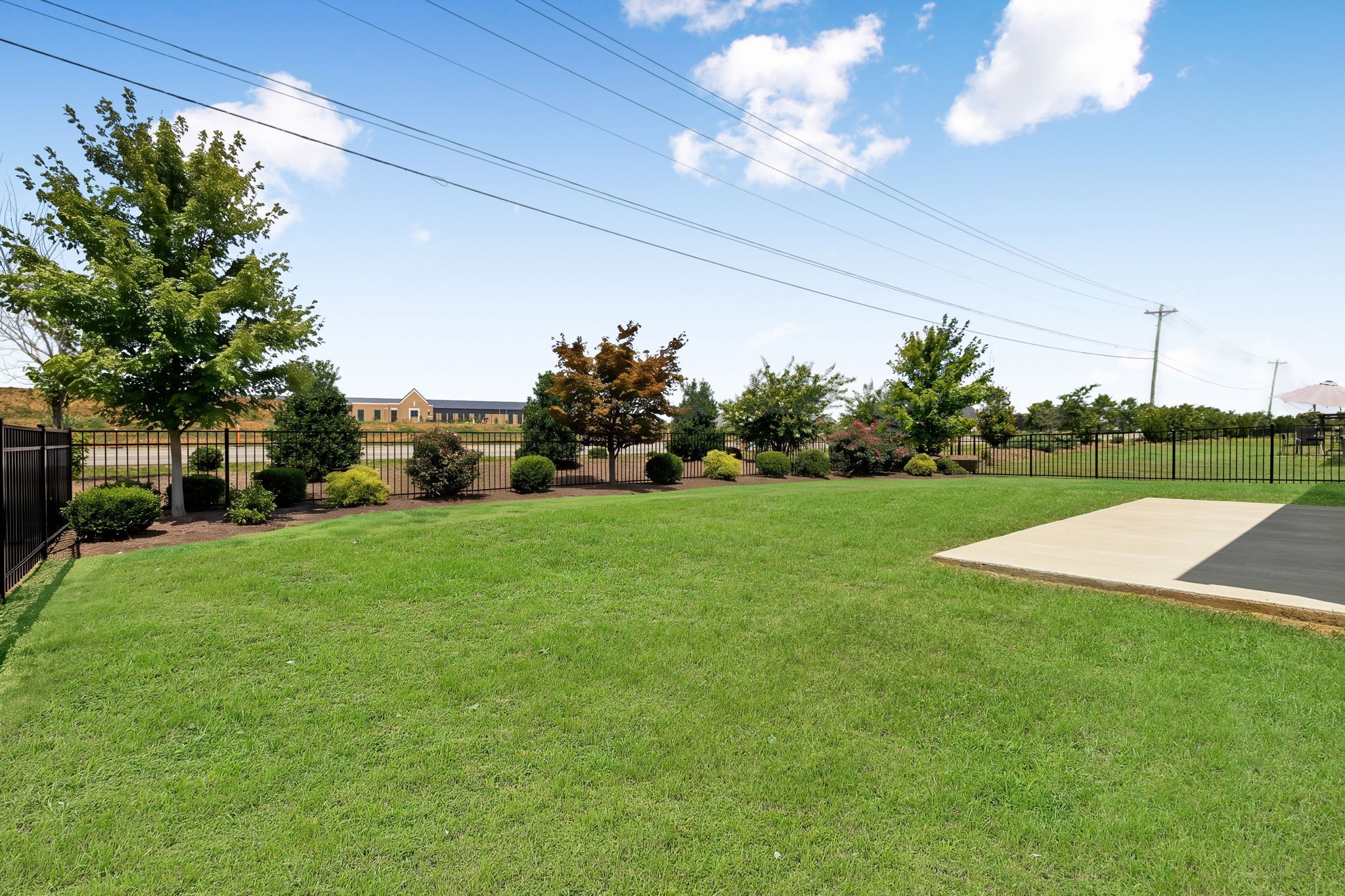 3613 Elene Way Property Photo 46