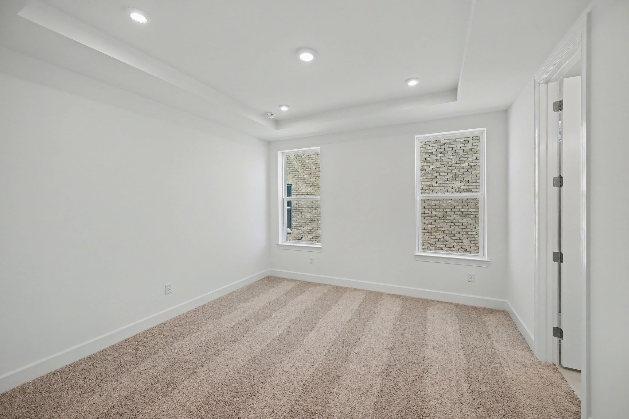 1212 Wallace Way Property Photo 15