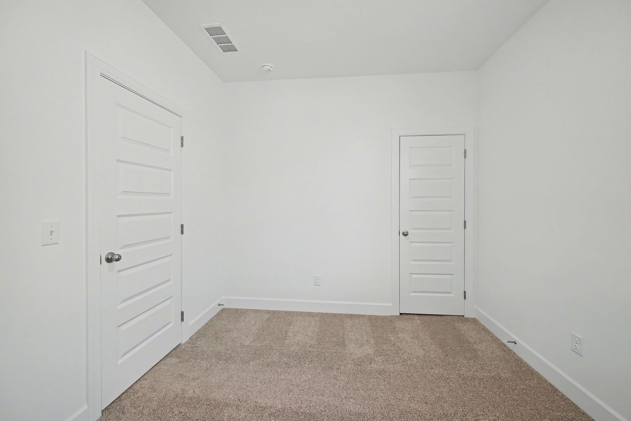 1212 Wallace Way Property Photo 28