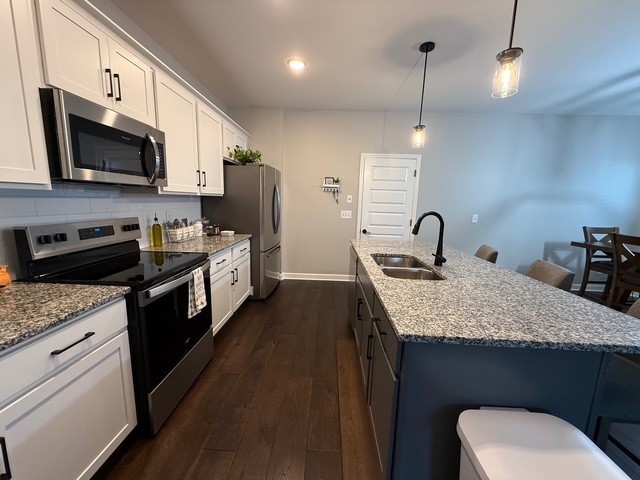 1737 Fenway Loop Property Photo 6