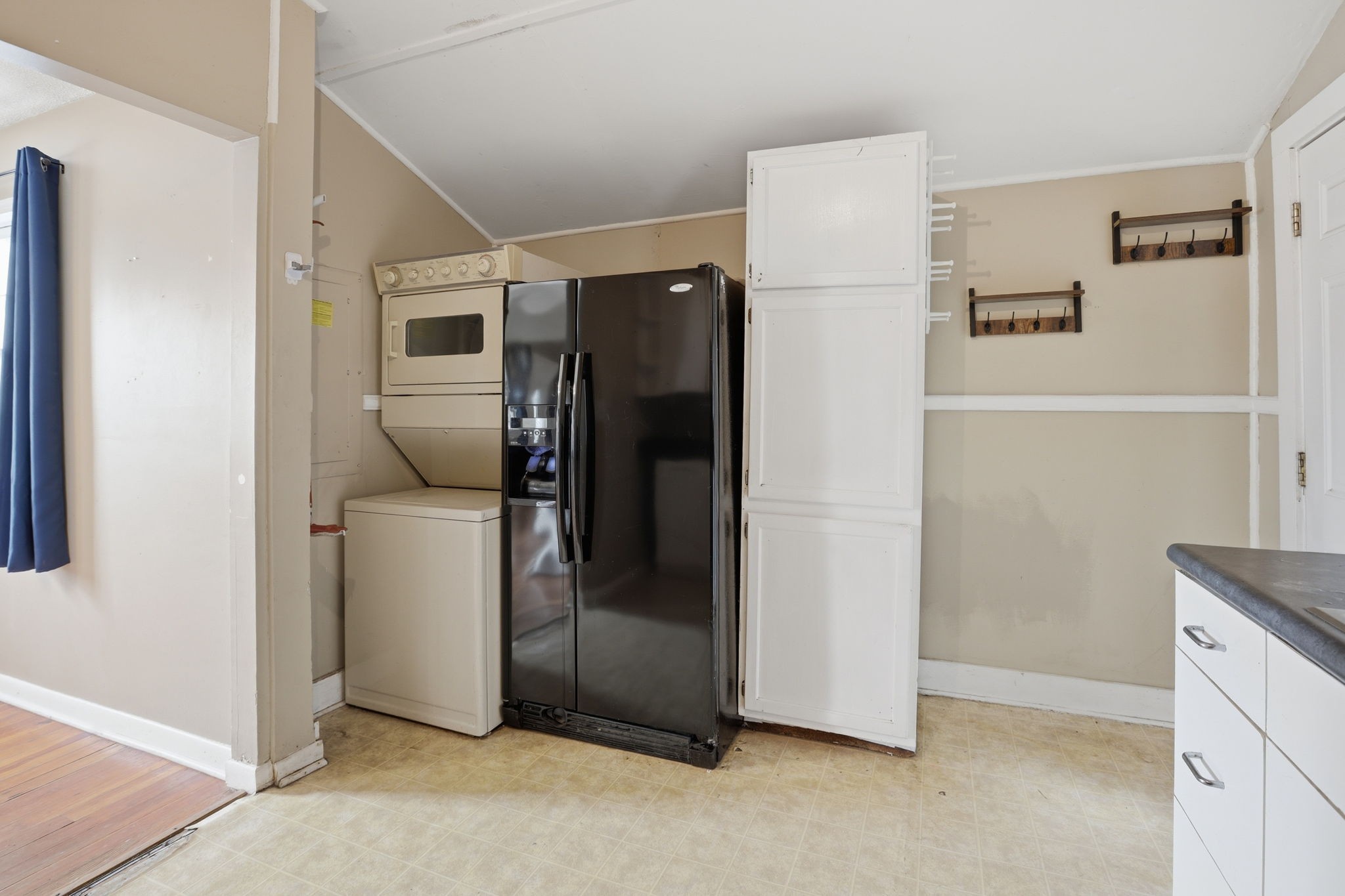 500 Cleves St Property Photo 8