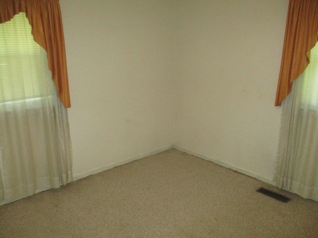218 Glenn Ave Property Photo 9